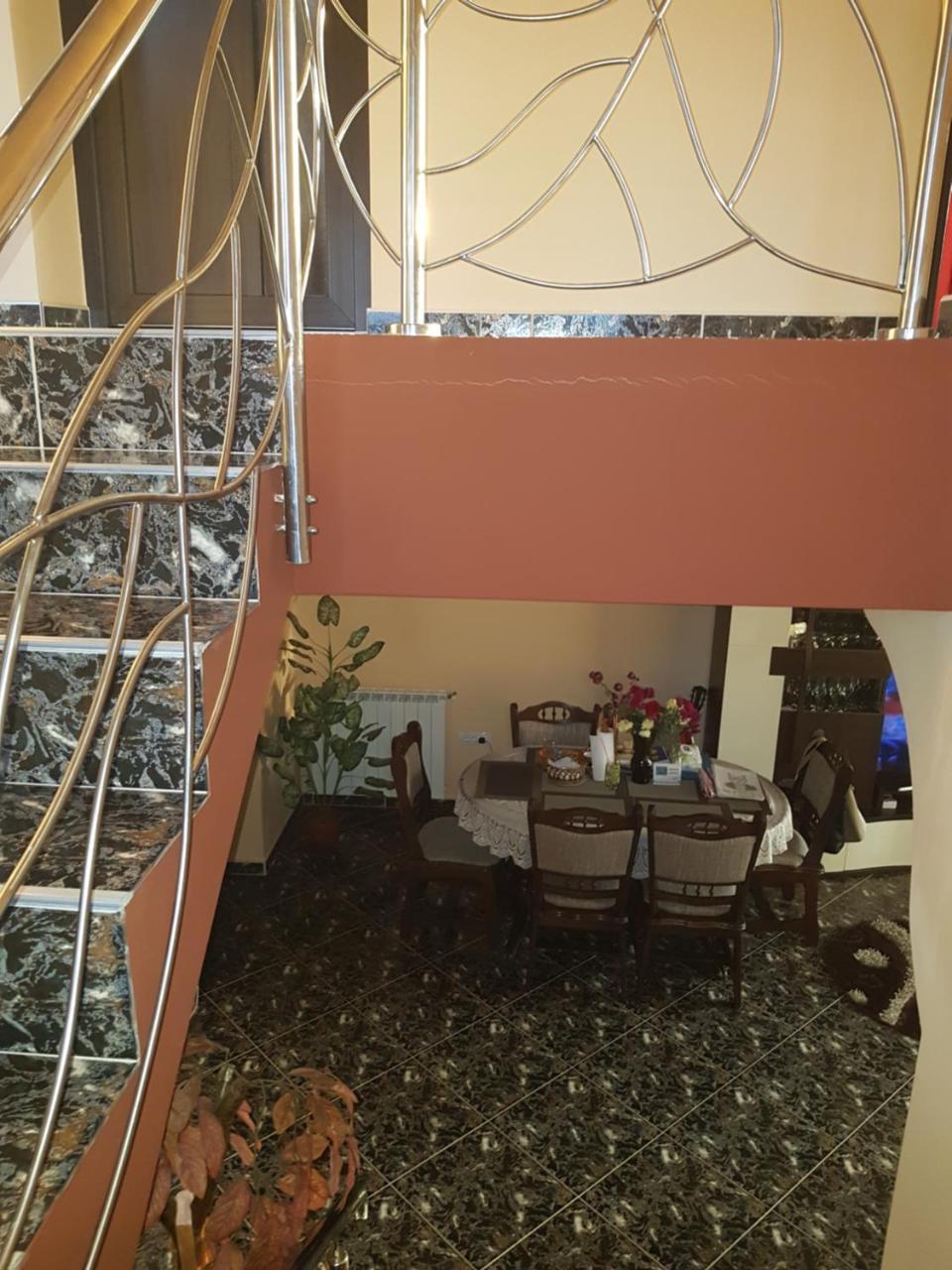 Vila Alexia Hotel Calimanesti Luaran gambar