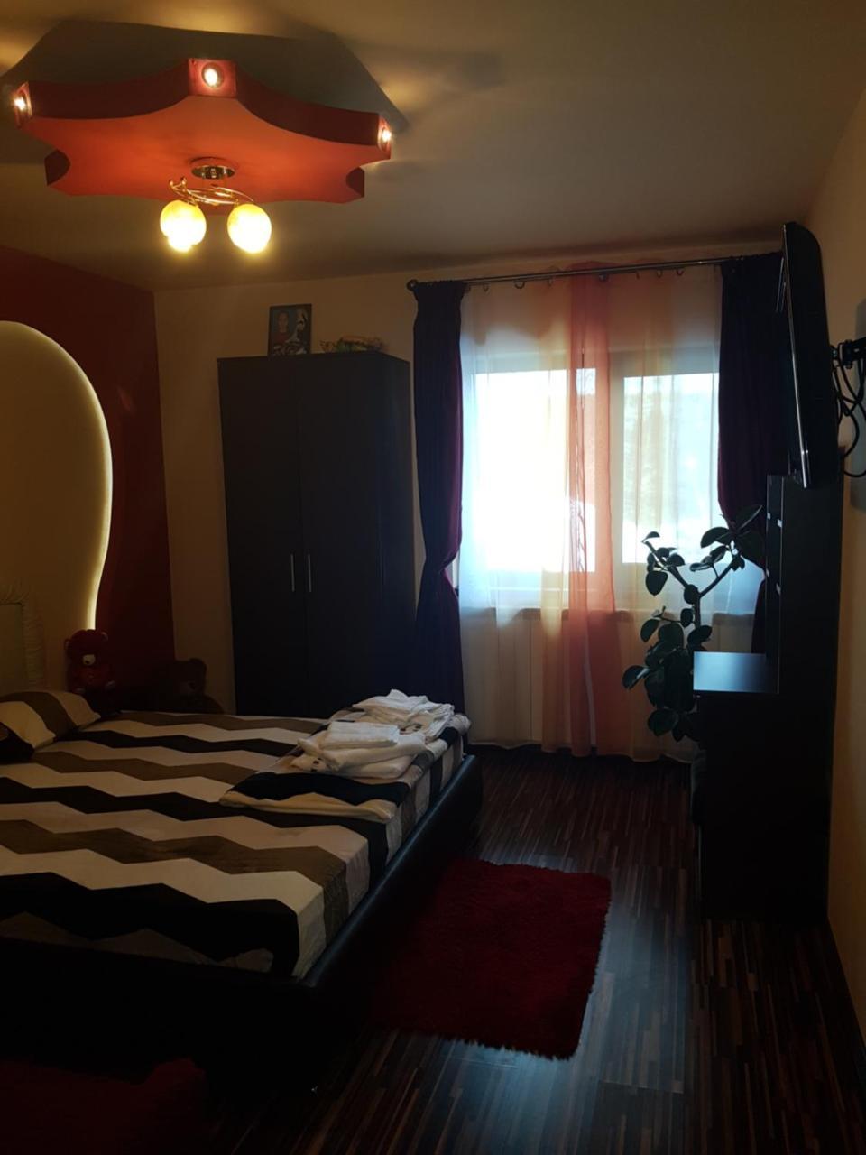 Vila Alexia Hotel Calimanesti Luaran gambar